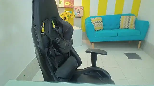 mariana_blondee's Live XXX Chat