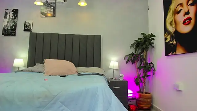 Show modela Raphael_Nyon na web-kameri