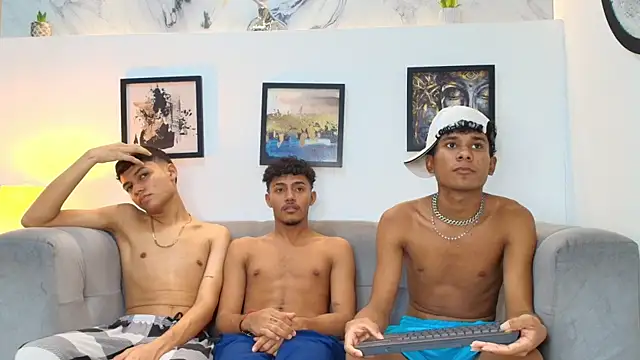 COUPLES_BOYS 在線直播表演