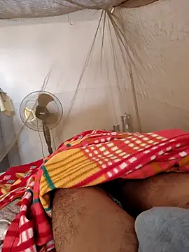 PIG_FUCKER_DADDY webcam show