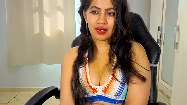 XXX chat uživo modela FannyXhot