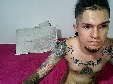 Chat +18 de steffandjoshh420 ao vivo