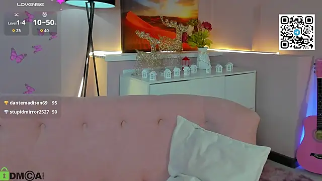 CherryLexi_ Show in webcam