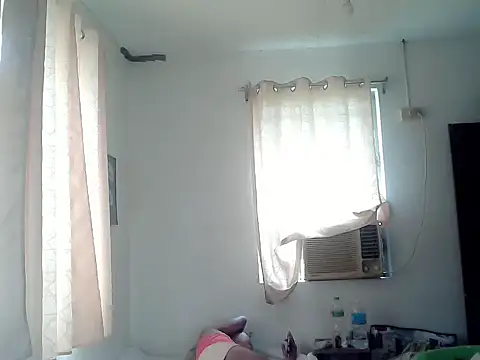 bigcockkyla Adlı Modelin Canlı XXX Sohbeti