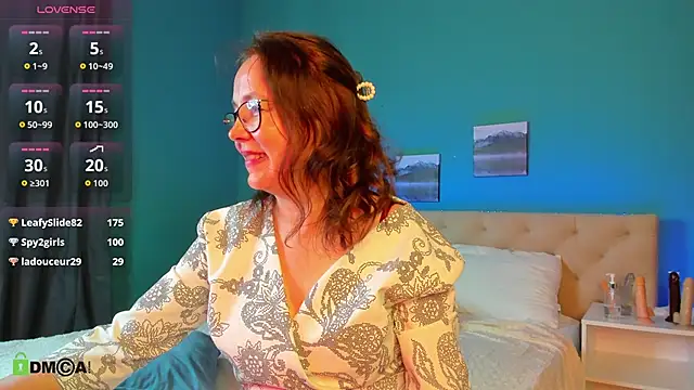 Kira_Adler: απευθείας συνομιλία ΧΧΧ