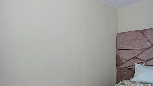 Chatroom XXX en direct de yayis_Betancur