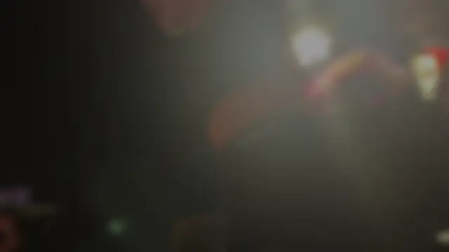 Živý XXX chat EmelyBenz