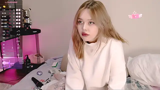 viamoon élő XXX-chatje