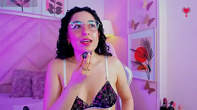 DemiJones_ Chat XXX in diretta