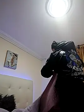 valka_01: απευθείας συνομιλία ΧΧΧ