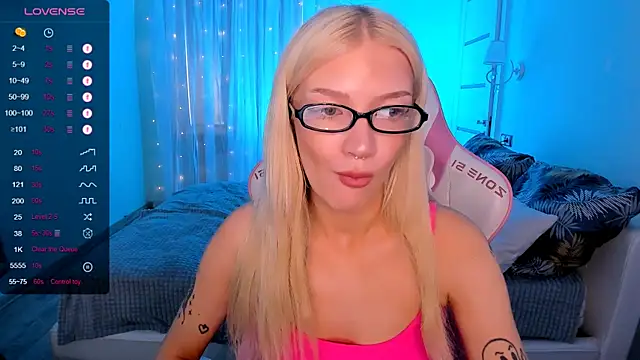 Chat +18 de AnyaTaylor_ ao vivo