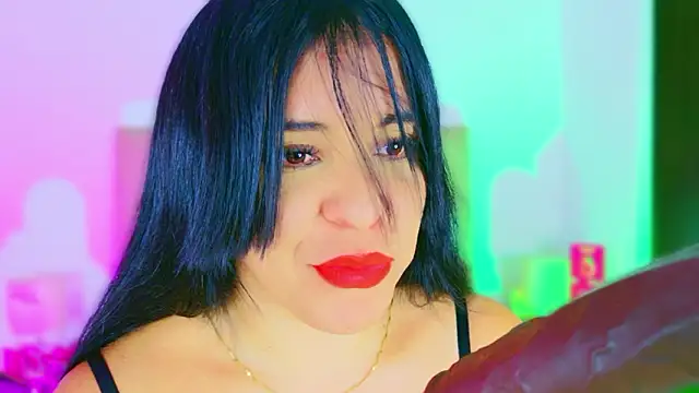 CharlootteEvans Chat XXX in diretta