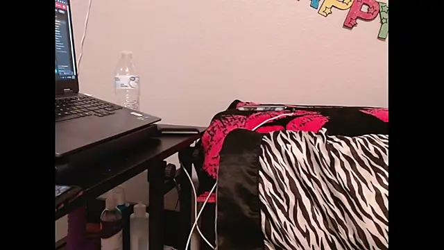 RylReese Pertunjukan Webcam