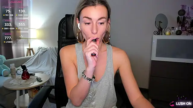 DannaEvan Adlı Modelin Canlı XXX Sohbeti