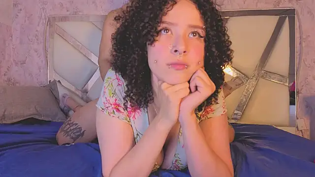 Chat +18 de Benny_and_Mark ao vivo