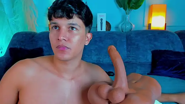 Leo_Savage_ Adlı Modelin Web Kamerası Şovu