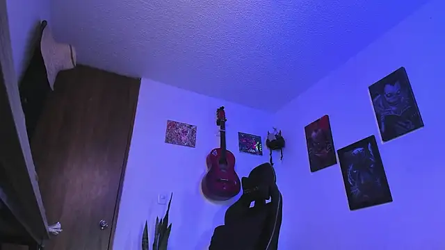 Ryuk_it Chat XXX in diretta