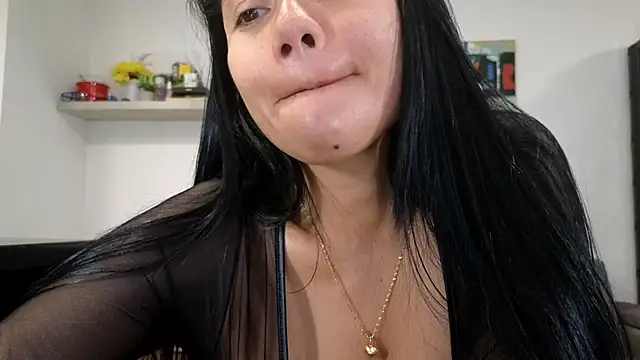 Alondra_fetishのライブXXXチャット