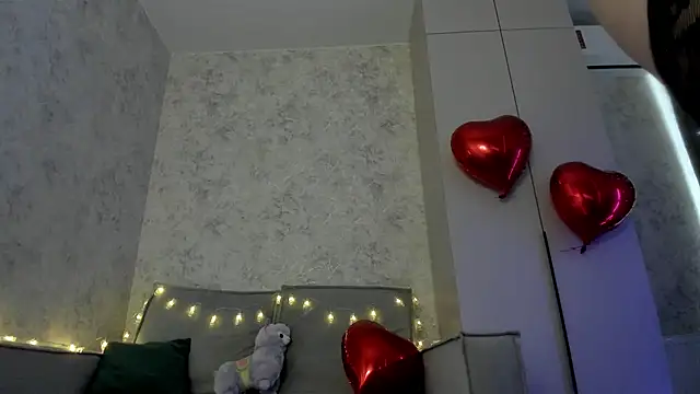 LissaCain Adlı Modelin Canlı XXX Sohbeti