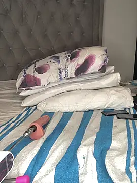 GoldenAss07 – Naživo XXX chat