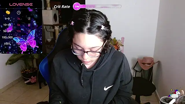Živý XXX chat TRIXIE_TANG28