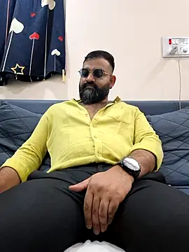 Chat XXX en directo de Fun_Guuy