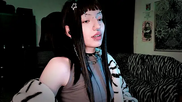 roxy_toxic live XXX chat