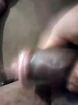 Chat XXX en directo de Curvy_Pounder