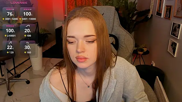 FlexyFox's Live XXX Chat