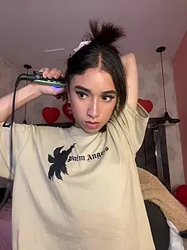 alahia_pinkのライブXXXチャット