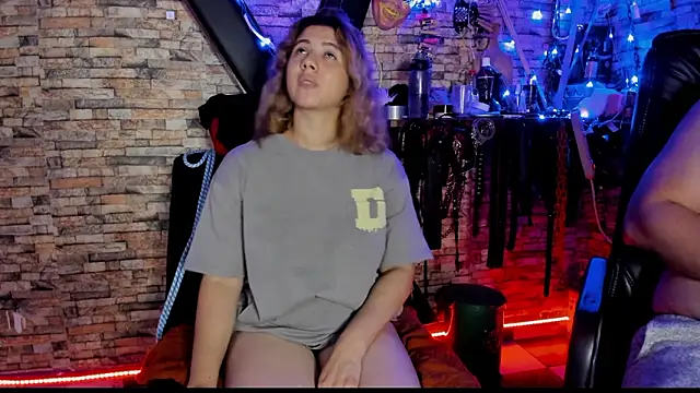 Czat XXX na żywo – Liltildeman_moon