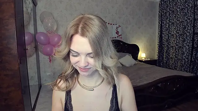 LunaFlinn Live XXX-Chat