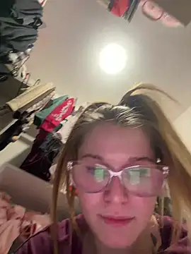 Riley_ray69's Live XXX Chat