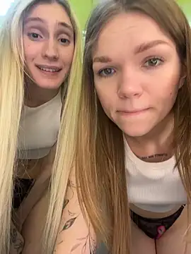 StreetSquirt's Live XXX Chat