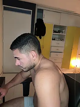 amon_1998n Live XXX chat