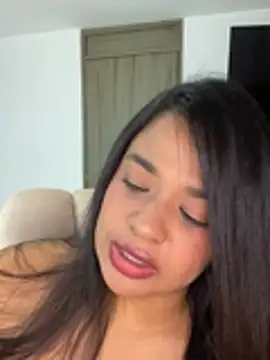 Aitana98_ Adlı Modelin Canlı XXX Sohbeti