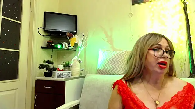 SusieNoreen Adlı Modelin Canlı XXX Sohbeti