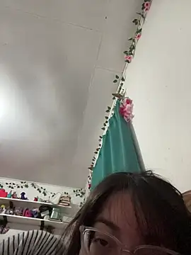 indiegirl666 라이브 XXX 채팅