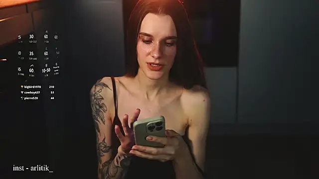 Arlitik's Live XXX Chat