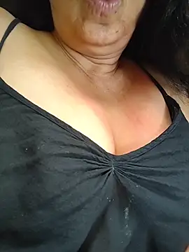 XXX chat uživo modela NakedMILFx