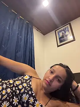 Eve_Ritz Adlı Modelin Canlı XXX Sohbeti