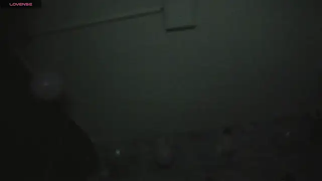 Chat XXX en directo de adellelennoxx