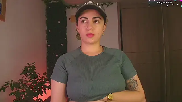 Sairy_ Chat XXX in diretta