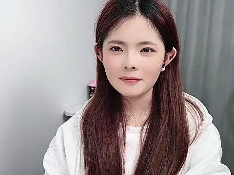 cherry-_-cherry's Live XXX Chat