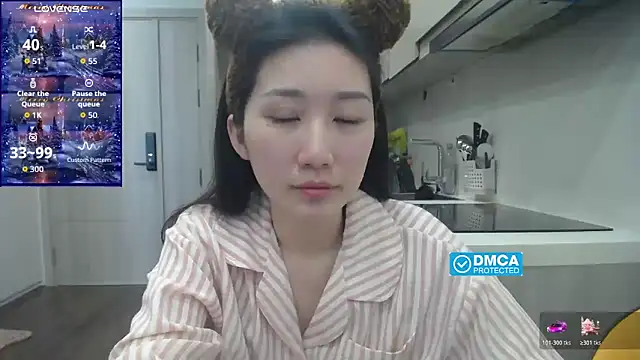 Chatroom XXX en direct de Asiagirll