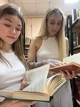 แชท XXX สดของ StreetSquirt