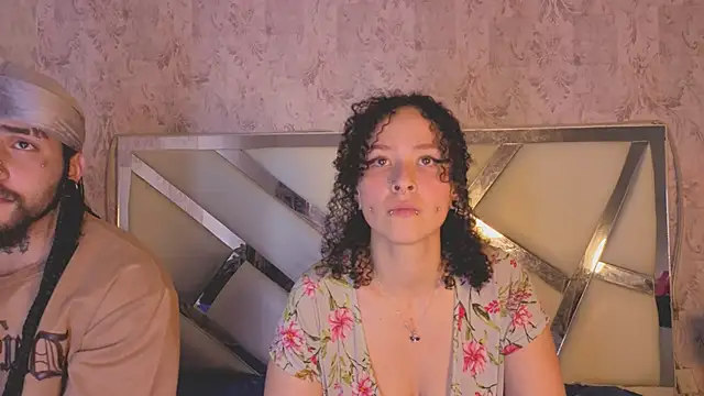 Benny_and_Mark's Live XXX Chat