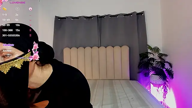 Chat XXX ao vivo de Latifa_ali