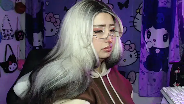 lussyevans24 Chat XXX live