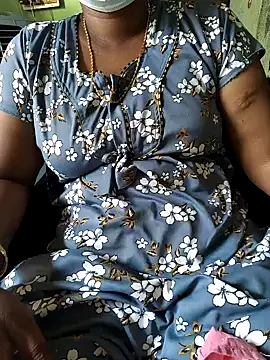 Tamilselviroja- Chat XXX live